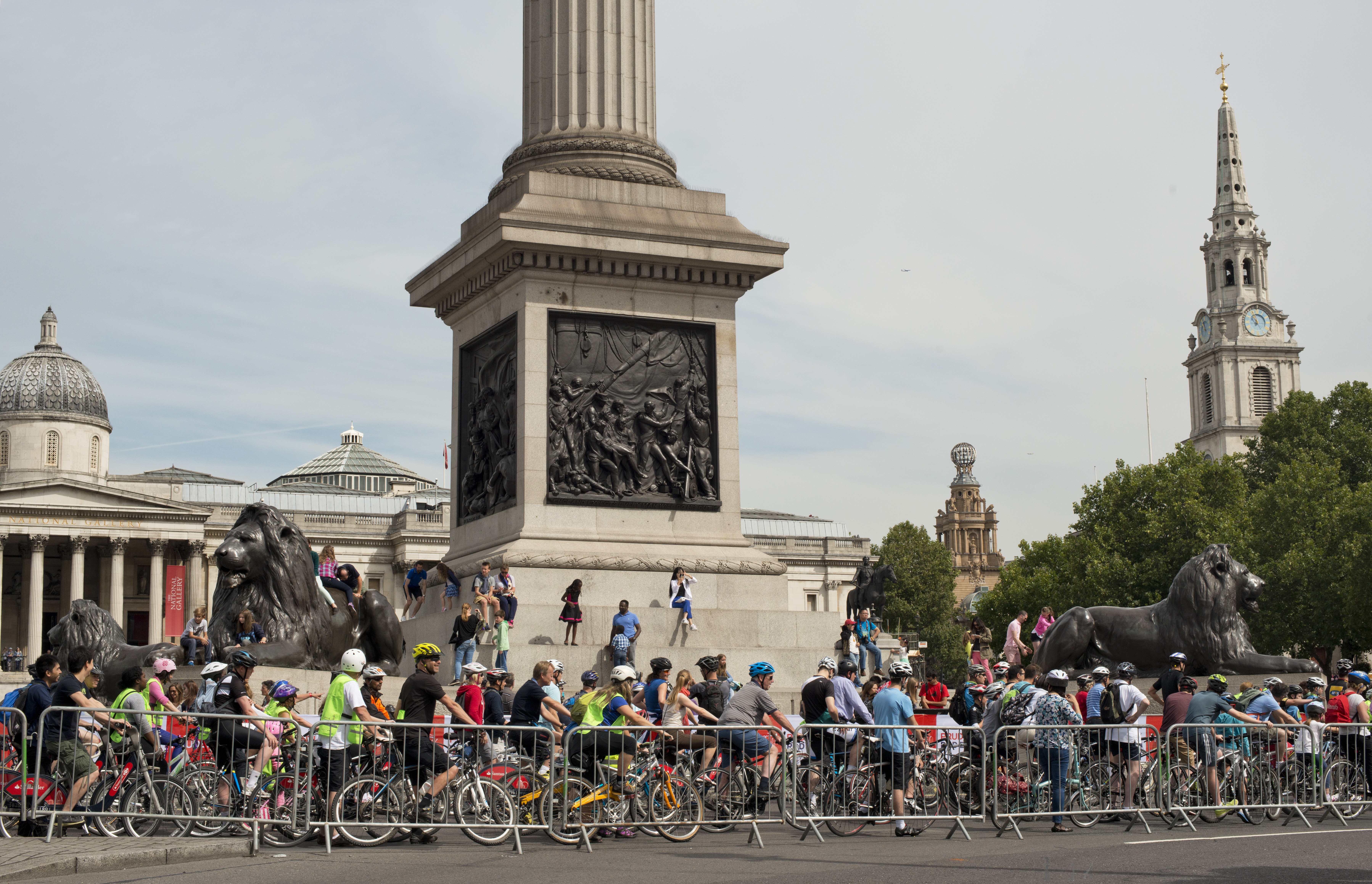 Thousands took to the streets to celebrate cycling
